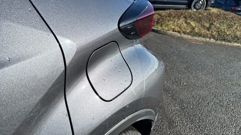 Toyota C-HR 1.8 Hybrid Design 5dr CVT Hybrid Hatchback